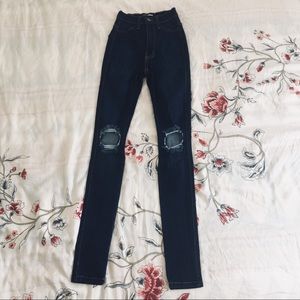 fn dark wash jeans